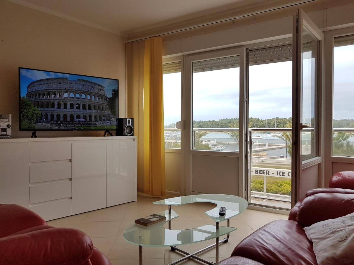 Apartment Dubravka Near The Sandy Beach Medulin Luaran gambar
