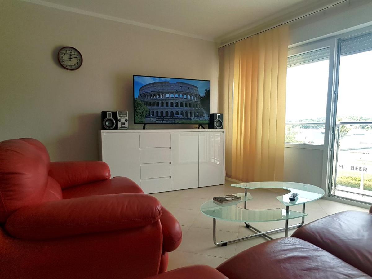 Apartment Dubravka Near The Sandy Beach Medulin Luaran gambar