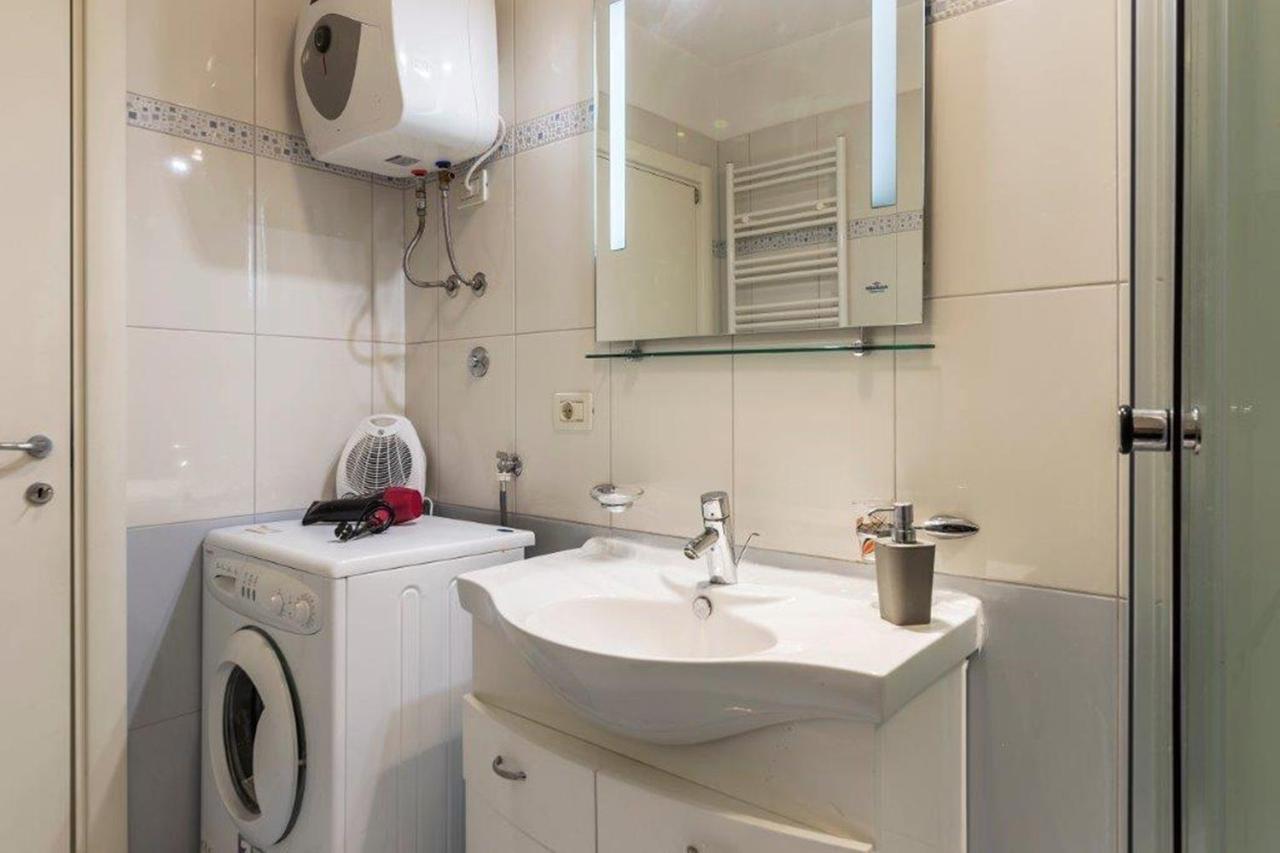 Apartment Dubravka Near The Sandy Beach Medulin Luaran gambar