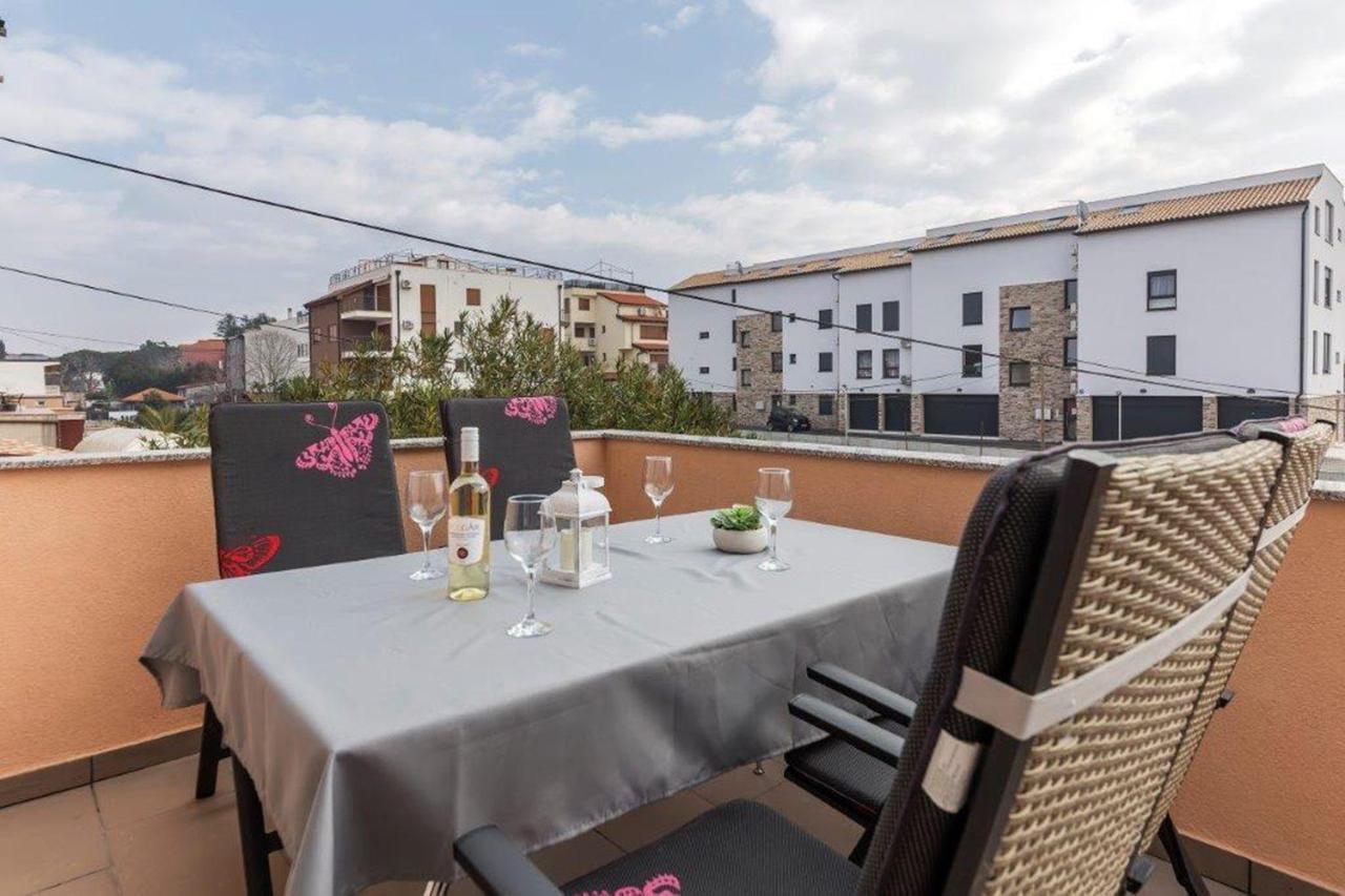 Apartment Dubravka Near The Sandy Beach Medulin Luaran gambar
