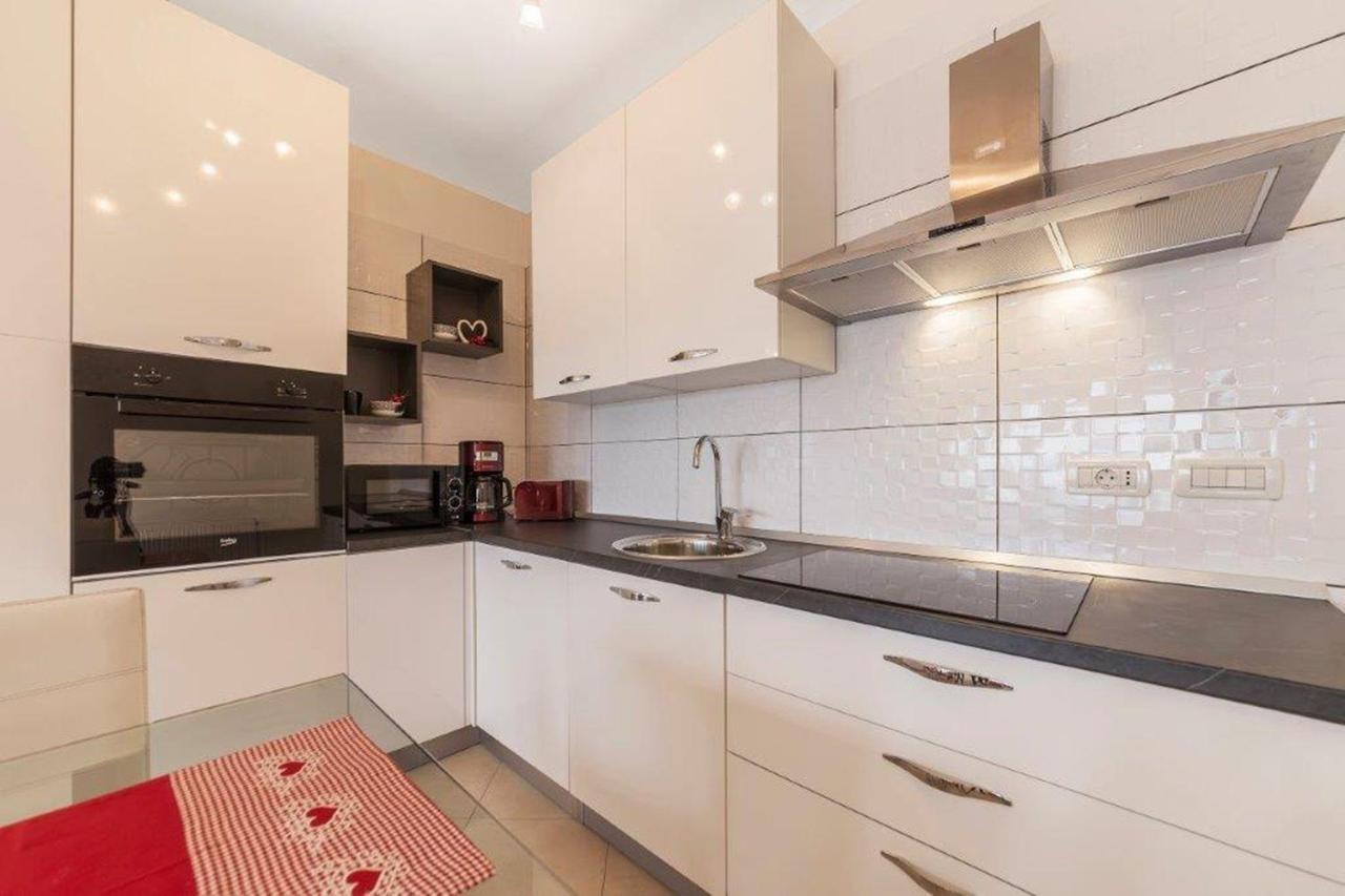 Apartment Dubravka Near The Sandy Beach Medulin Luaran gambar