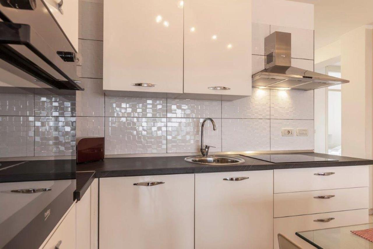 Apartment Dubravka Near The Sandy Beach Medulin Luaran gambar
