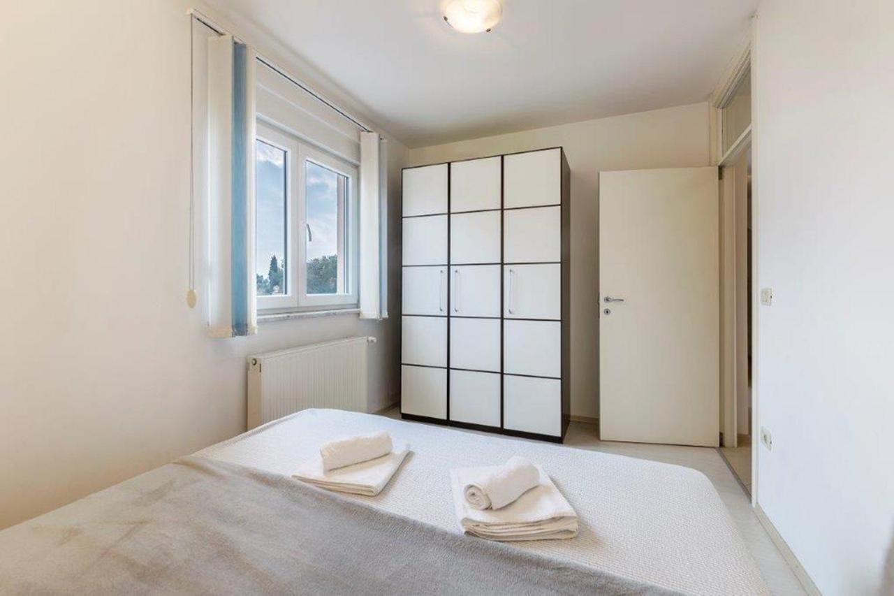 Apartment Dubravka Near The Sandy Beach Medulin Luaran gambar